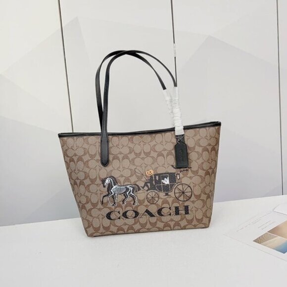 🎁COACH City Tote Bag with Halloween Carriage Bag Party - Picture 1 of 6